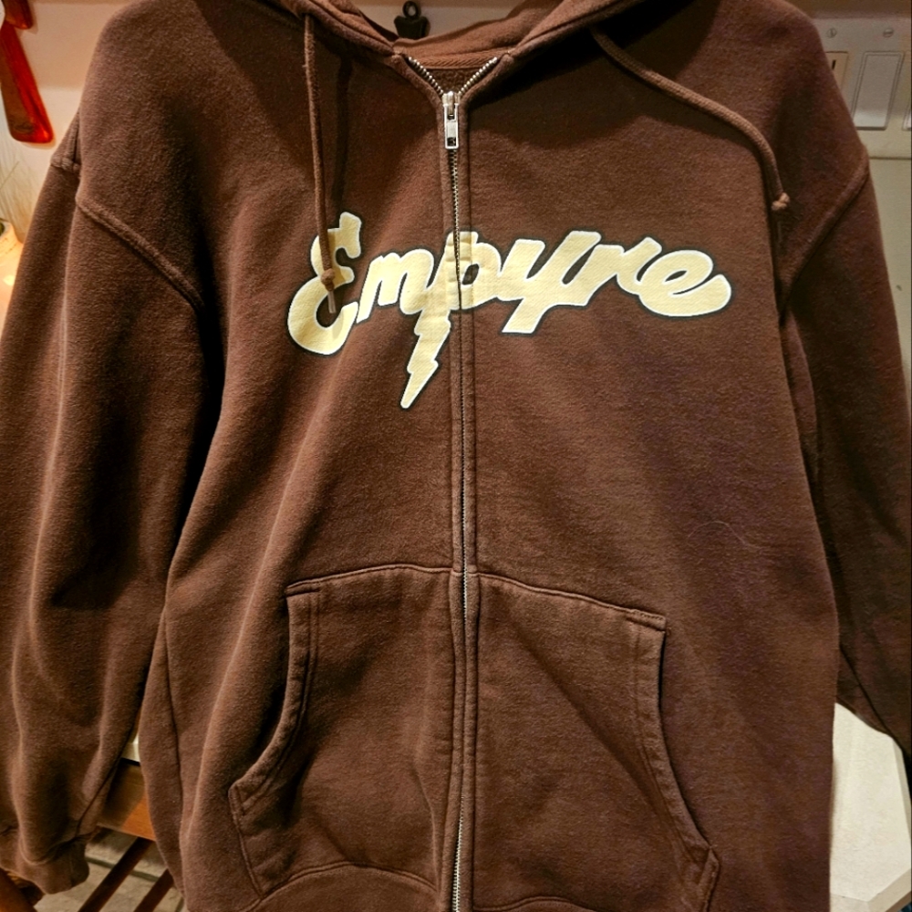 Empire zip up